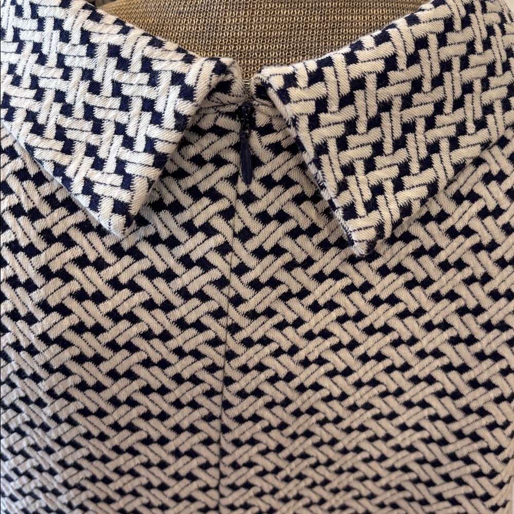 Tyler Boe Navy and White Textured Pleated Pocket Short Sleeve Dress - Picture 6 of 9